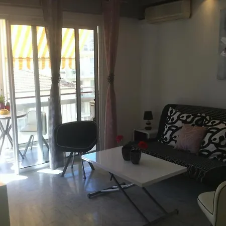 Les Palmiers Appartement *